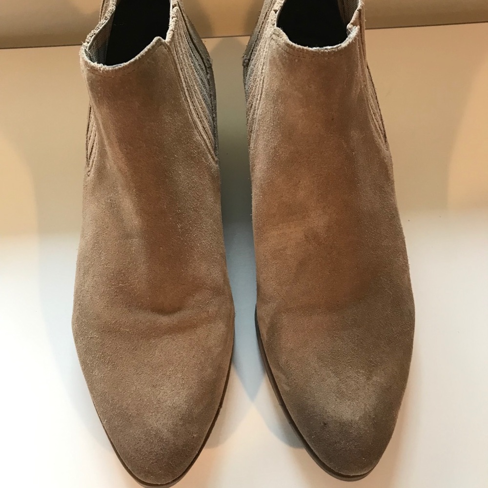 Crown Vintage Distressed Bootie